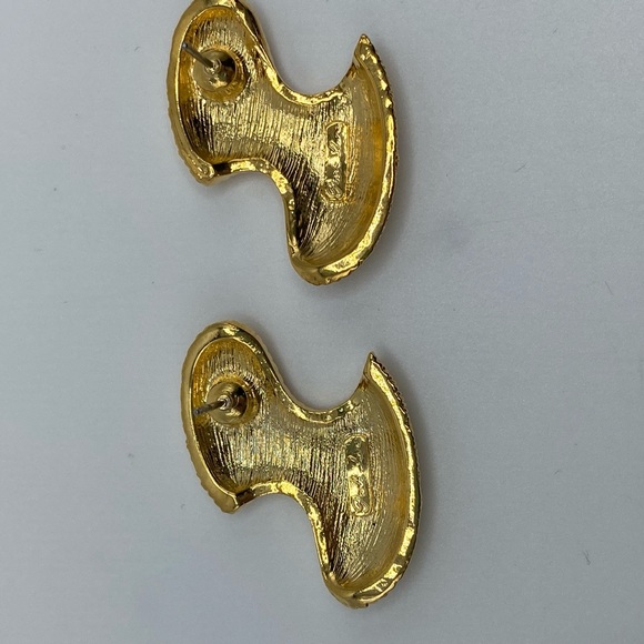 Park Lane Earrings Gold Tone Mesh Swirls - Picture 2 of 4